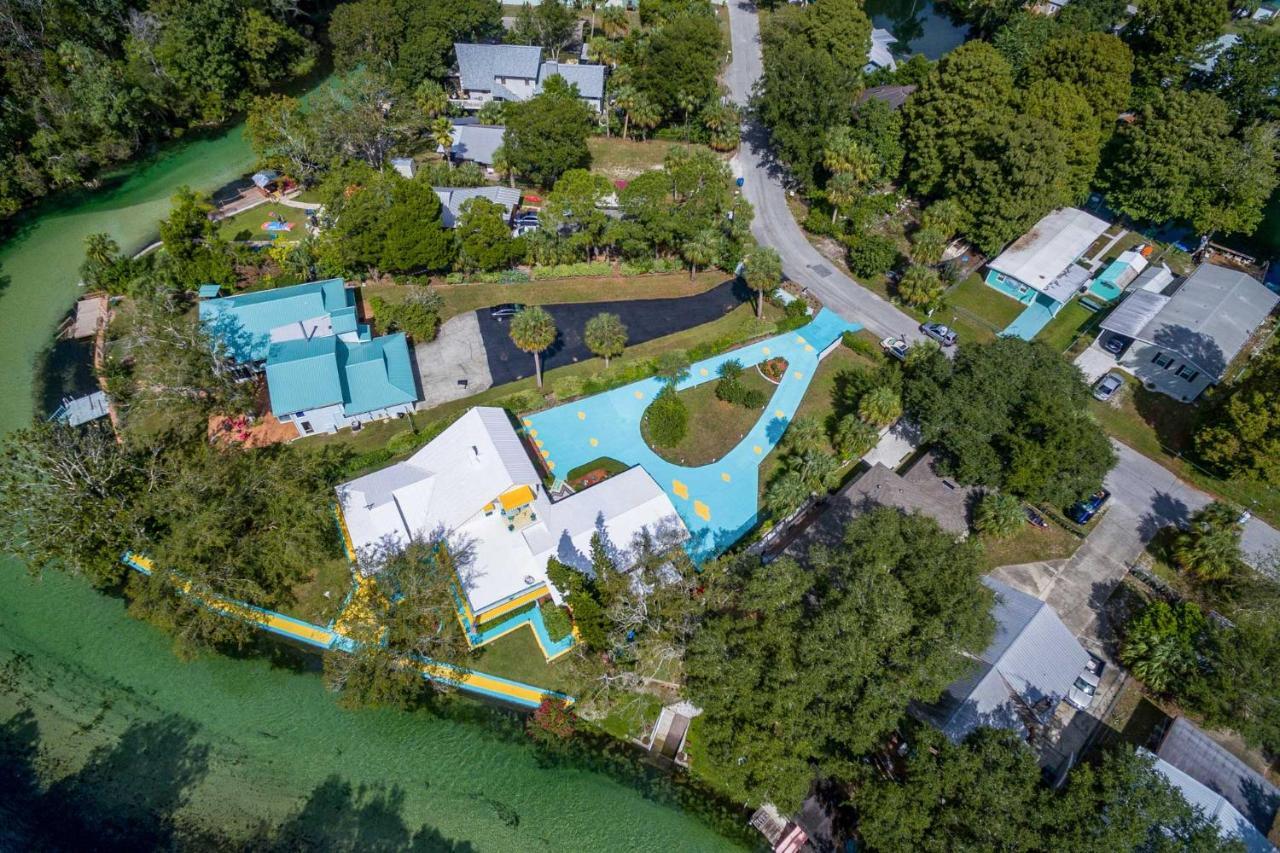 위키와치 Pams Mermaid House With Riverfront Yard And Lanai! 아파트 외부 사진