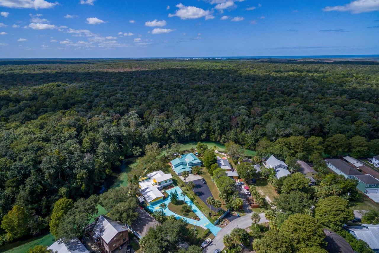 위키와치 Pams Mermaid House With Riverfront Yard And Lanai! 아파트 외부 사진