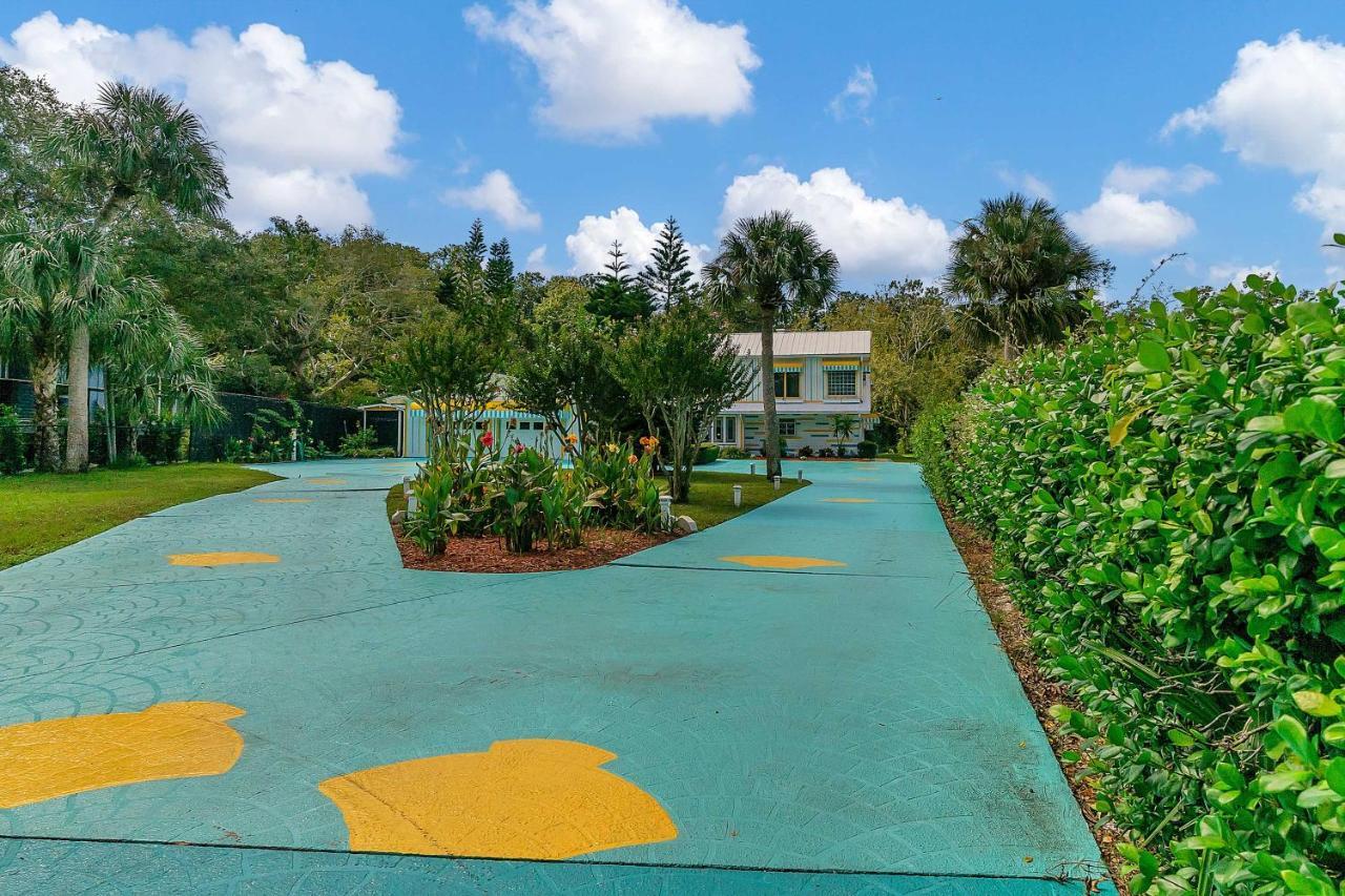 위키와치 Pams Mermaid House With Riverfront Yard And Lanai! 아파트 외부 사진